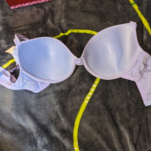 NWT 38D bra - Picture 2 of 4